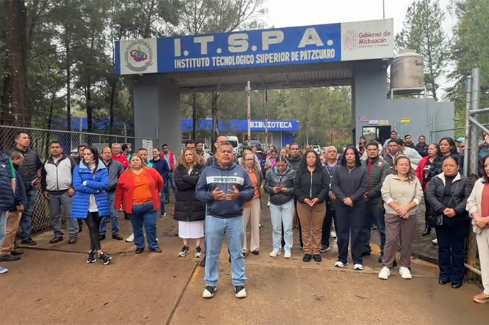 Personal del Tecnológico Superior de Pátzcuaro exige pago de prestaciones