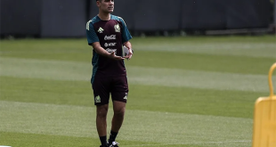 Rafael Márquez dirige su primer entrenamiento como técnico de la Selección Mexicana