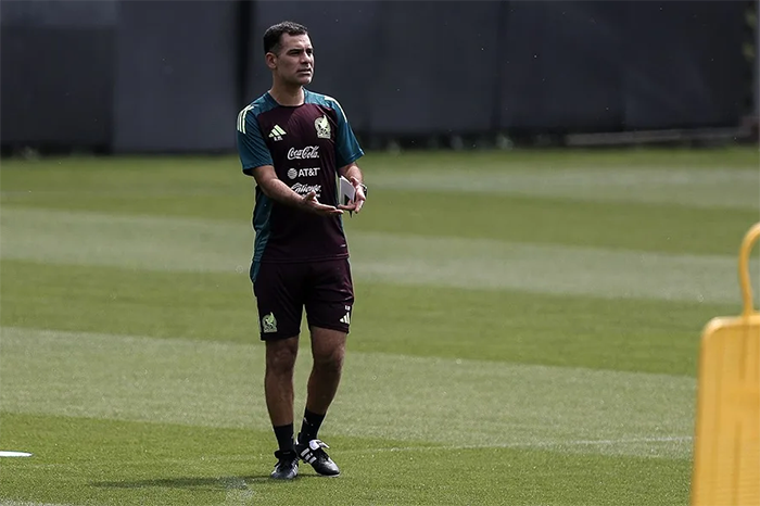 Rafael Márquez dirige su primer entrenamiento como técnico de la Selección Mexicana