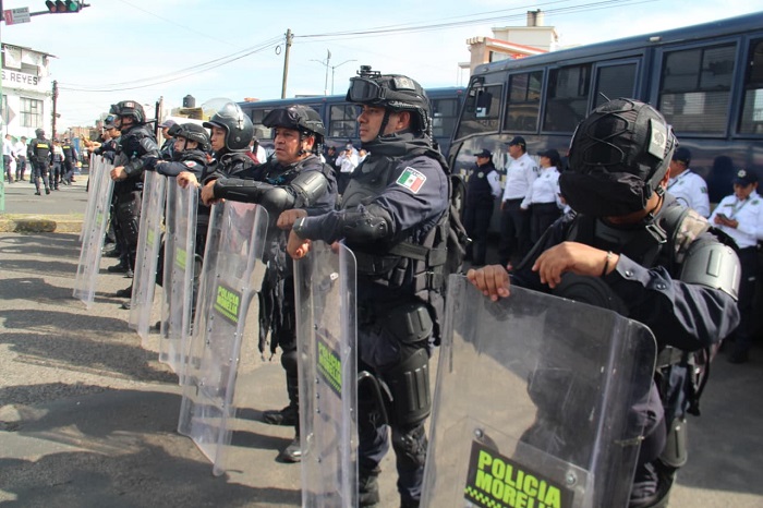 FNLS cambia ruta a Casa Michoacán; hay operativo en Morelia