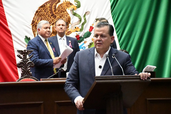 Memo Valencia celebra aprobación de iniciativa que castiga con 15 años de cárcel el reclutamiento de niños y adolescentes a las filas de la delincuencia