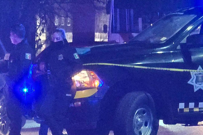 Ambulancia de rescate y patrullas de la Policía Morelia resguardando la zona de Ciudad Industrial.