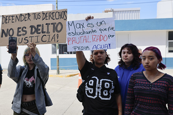 Amnistía Internacional exige localizar a manifestantes detenidos tras una protesta por agua limpia en Guadalajara.