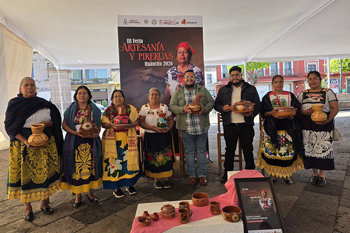 Artesanías de Zacán reconocidas en el XLI Concurso Artesanal de Michoacán