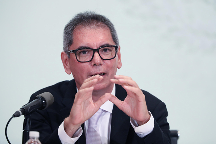 Informe sobre el aumento de la deuda pública de México y la caída de los ingresos públicos hasta septiembre de 2026.