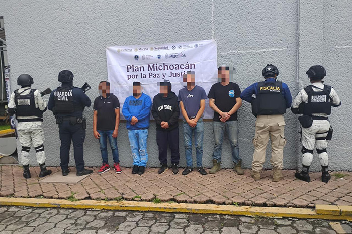 Cateos realizados por la FGE en Los Reyes que derivaron en cinco detenciones por probable extorsión y delitos contra la salud.