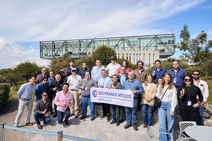 Representantes de empresas e instituciones francesas durante una gira de trabajo para conocer las oportunidades de inversión industrial en Morelia.