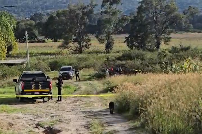 Hallazgo del cuerpo de un hombre asesinado en Lomas de San Juanito Itzícuaro, al poniente de Morelia.