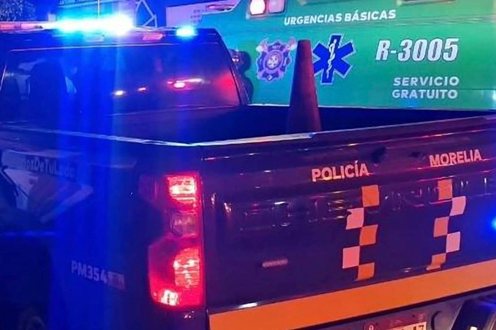 Atención a un hombre de 55 años baleado en su domicilio en la colonia Lomas de Guayangareo, en Morelia.