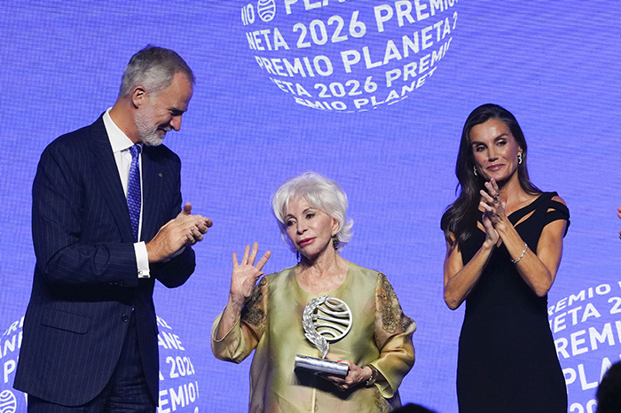 Isabel Allende, ganadora del Premio Planeta con la novela La hora ante del alba