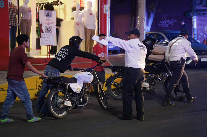 Motocicletas retiradas de circulación durante los operativos de seguridad vial de la SSP en Morelia y Uruapan.