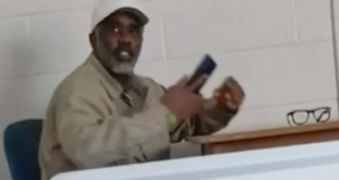 Sean Diddy Combs vuelve al aislamiento en prisión de Nueva Jersey