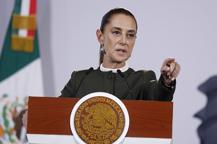 Claudia Sheinbaum anuncia acciones para resolver el desabasto de medicamentos en el IMSS