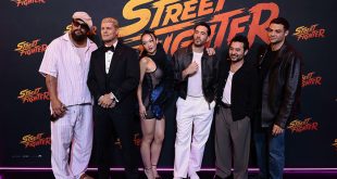 Jason Momoa y Andrew Koji durante la presentación de la película Street Fighter en Ciudad de México.